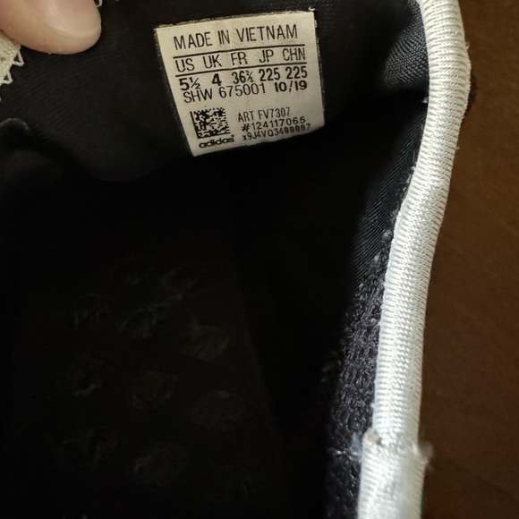 ❤️ADIDAS NMD_R1 BOOST❤️ - Picture 4 of 4